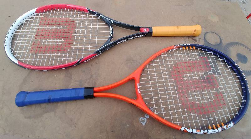 lot 27 image: Wilson Tennis Racket Set