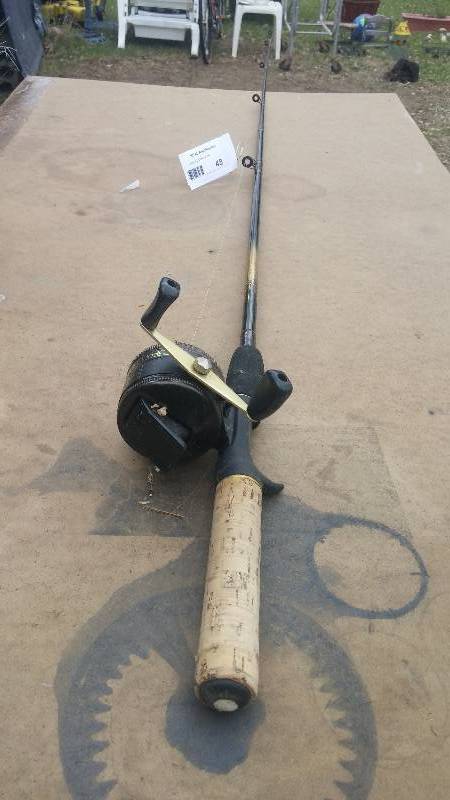 lot 48 image: Rod and Reel set
