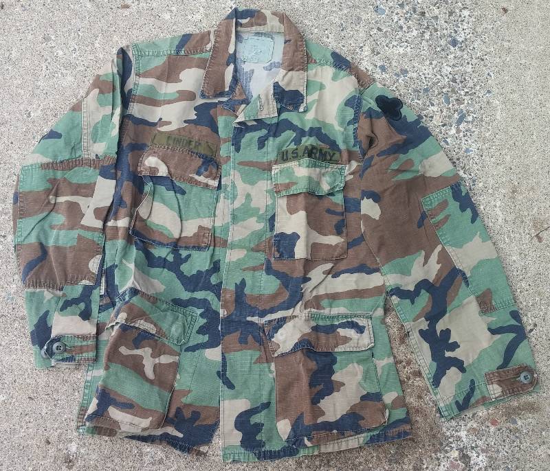 lot 69 image: Authentic U.S. Army Jacket
