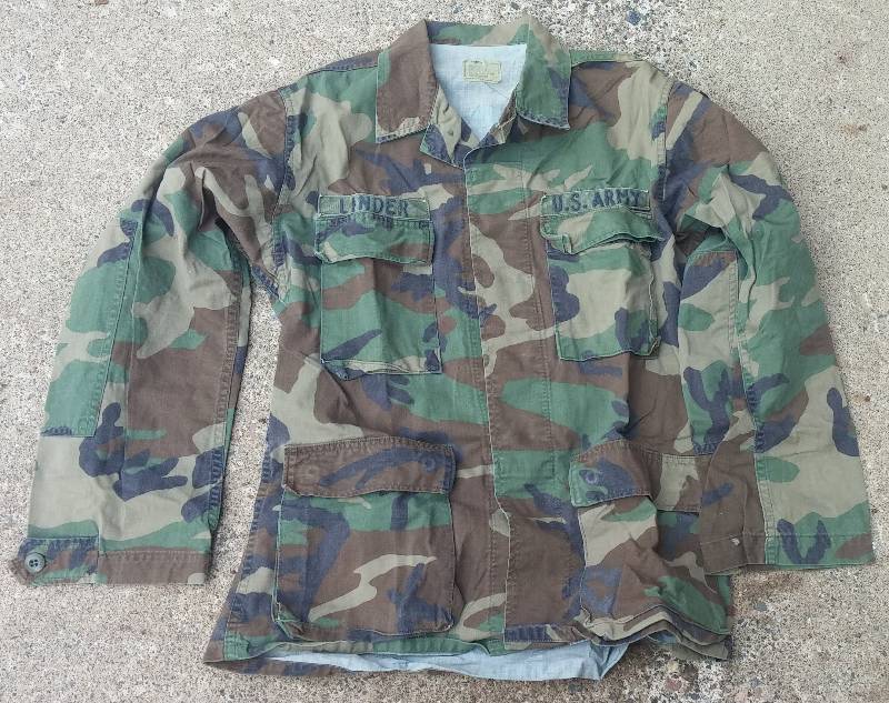 lot 70 image: Authentic U.S. Army Jacket