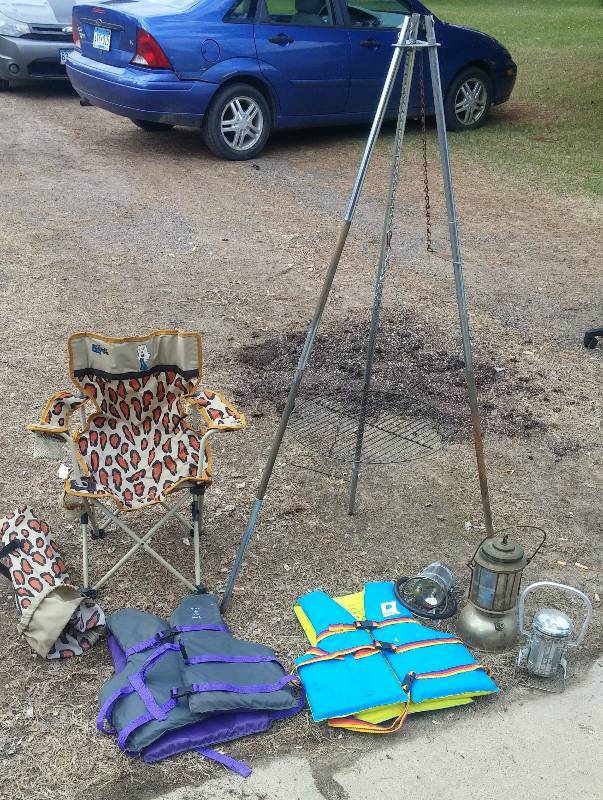 lot 97 image: Assorted Camping Gear