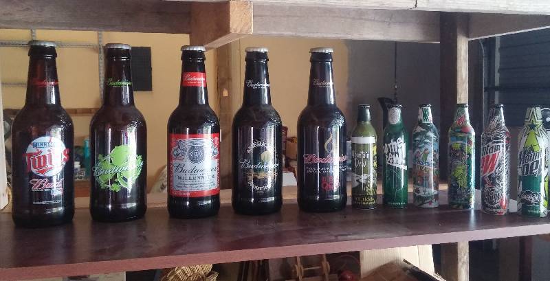 lot 104 image: Bottle Collection