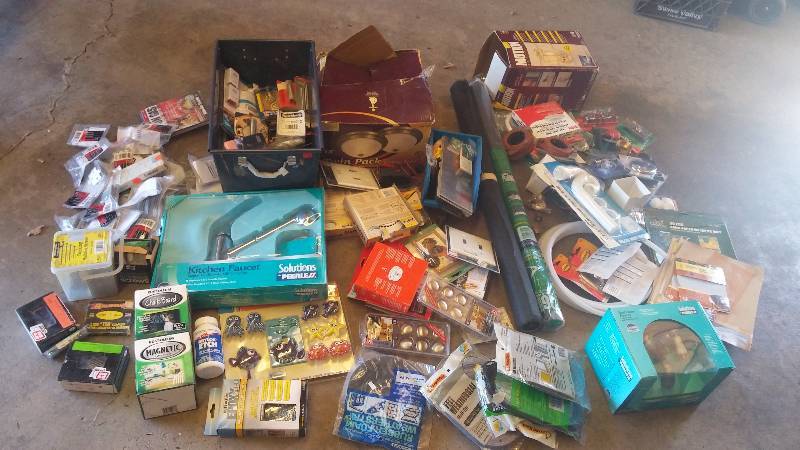lot 106 image: Huge lot of Home Goods