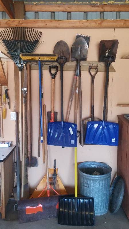 lot 114 image: Assorted Yard Implements and Tools