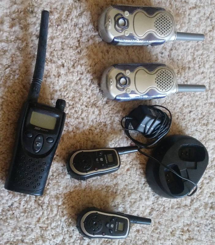 lot 128 image: Set of Walkies