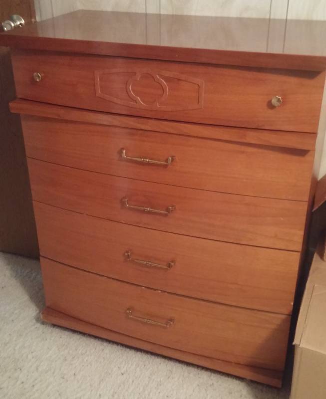 lot 139 image: Vintage 60s Chest of Drawers