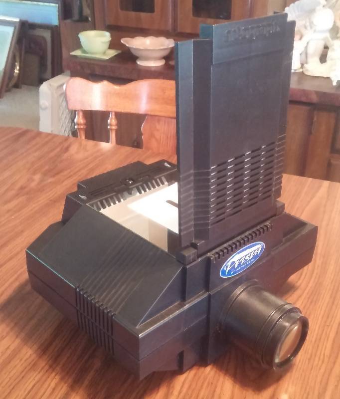 lot 146 image: Prism Projector