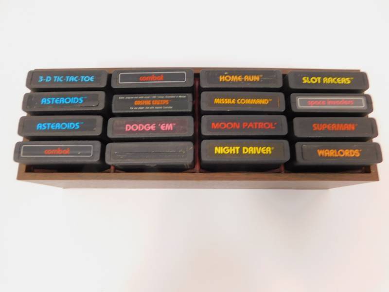 Lot of 16 Atari Games