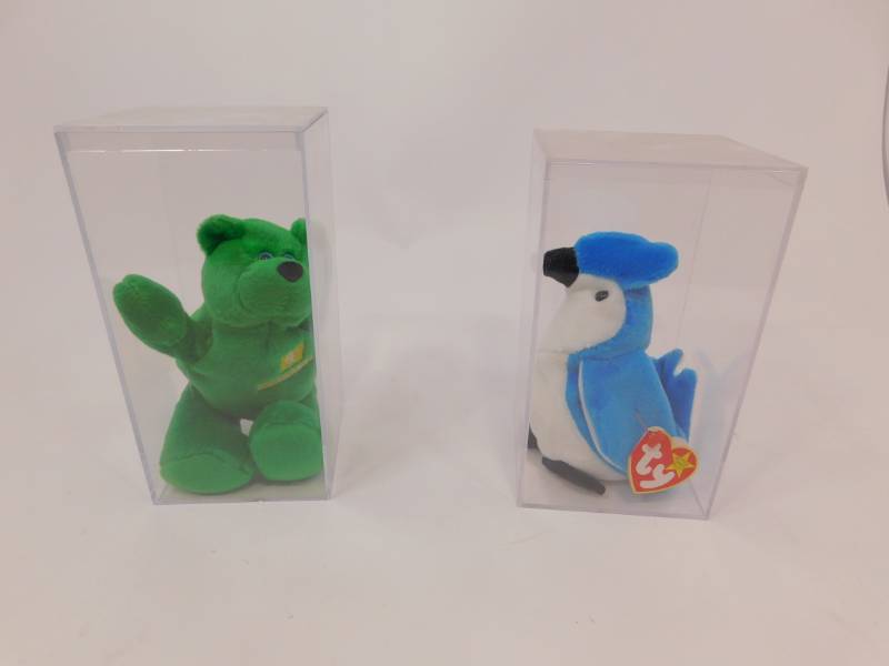 2 Collectible Teddy Bears