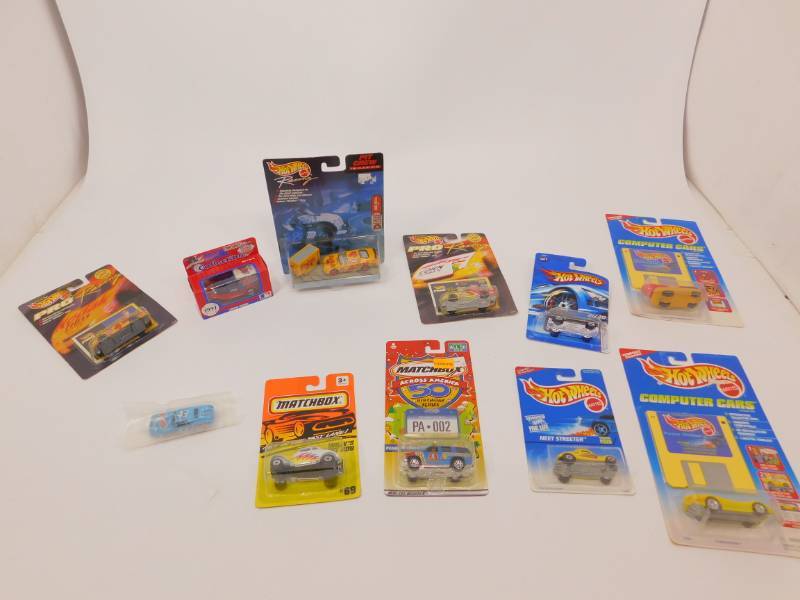 Lot of Collectible Cars