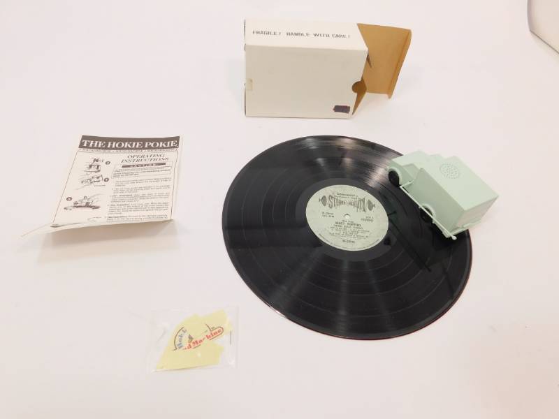 Vintage 1992 Hokie Pokie Portable Record Player Sound Machine truck