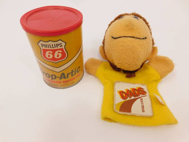 Phillips 66 Puzzle and Dads Root Beer Puppet