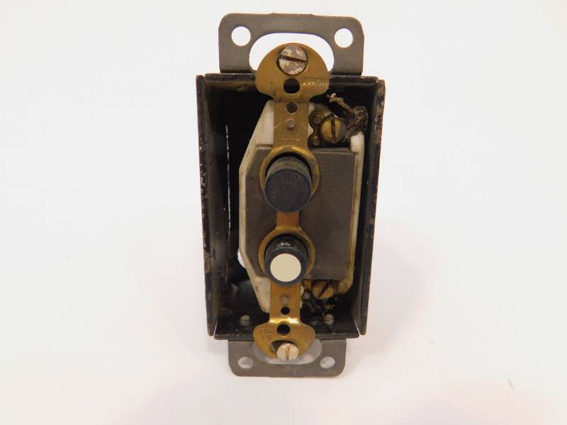 Vintage Arrow Push Button Light Switch