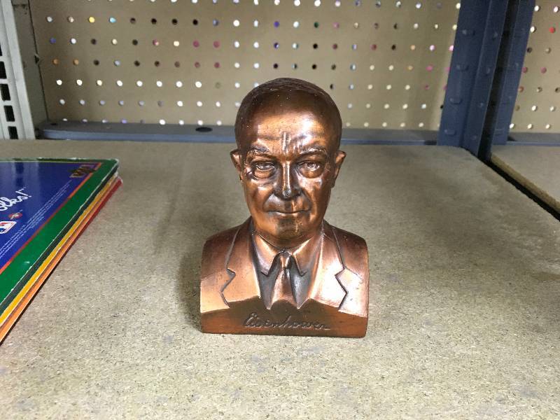 lot 366 image: Dwight D. Eisenhower Statue Head