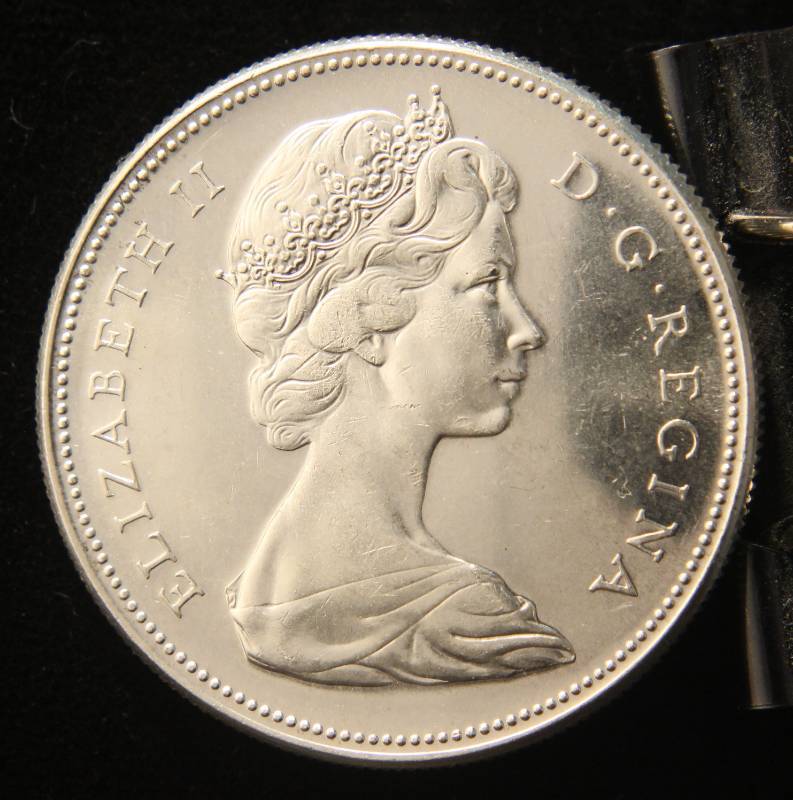 lot 15 image: 1967 CANADA SILVER DOLLAR BU-UNC