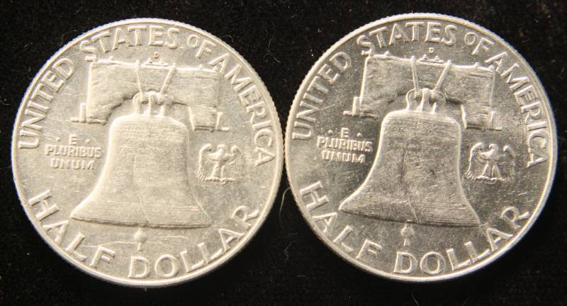 lot 25 image: 2 AU-UNC 1963-D FRANKLIN HALF DOLLARS