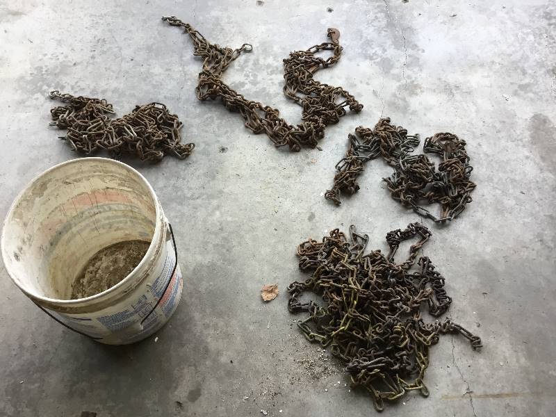 5 gallon pale and 15 car chains
