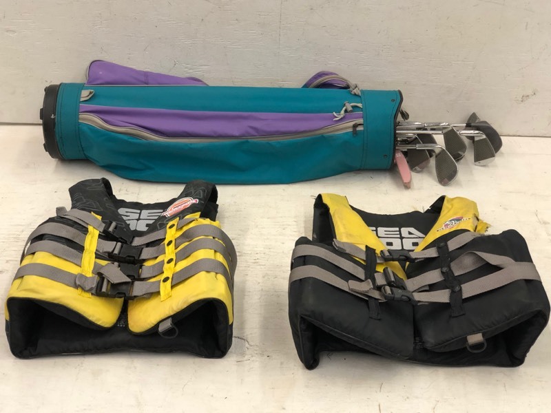 lot 30 image: (2) Life Vests & (1) Golf Club Set