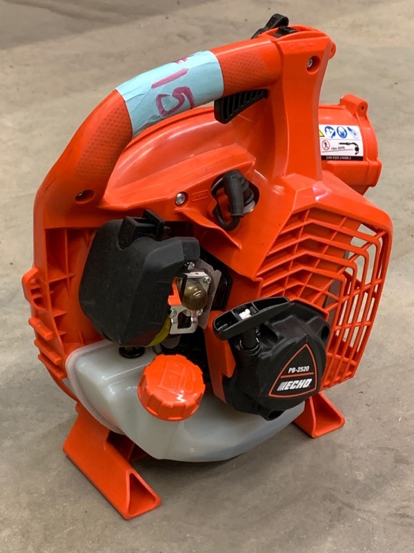 lot 15 image: Echo PB2520 Handheld Blower