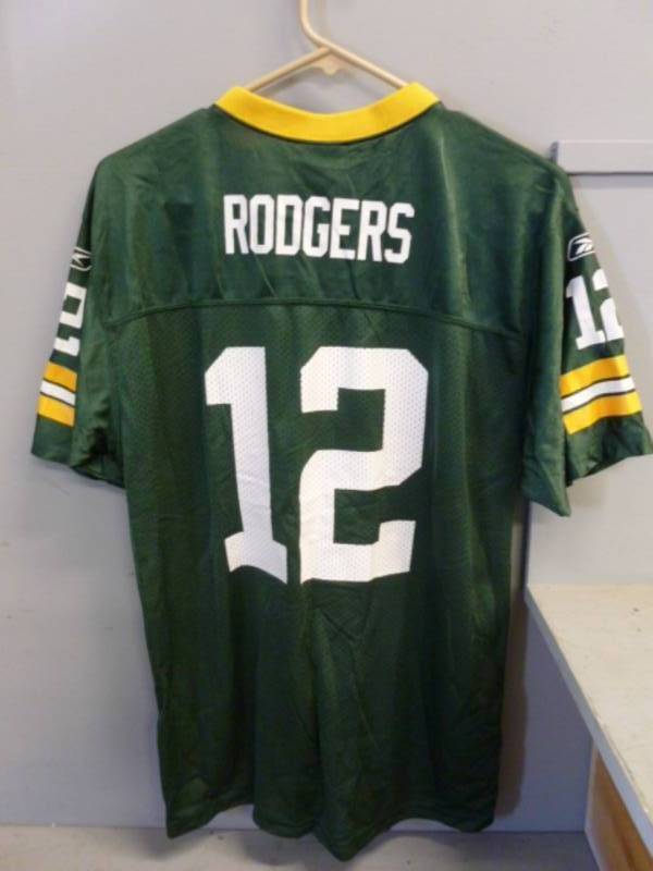 lot 72 image: Sports Jersey