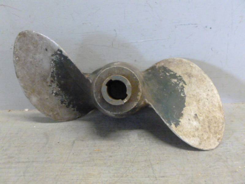 lot 74 image: Vintage Boat Motor Prop