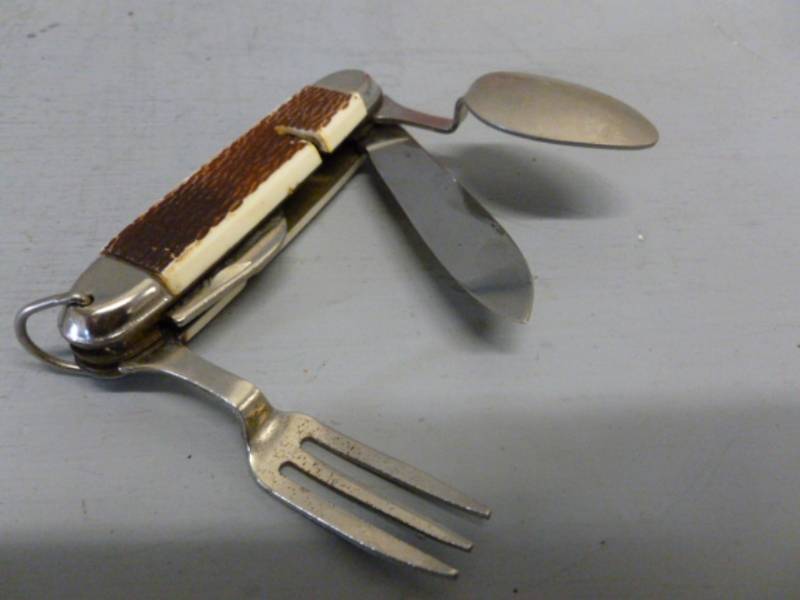 lot 108 image: Vintage Pocket Tool