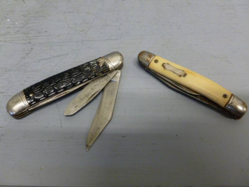 lot 110 image: Vintage Pocket Knives