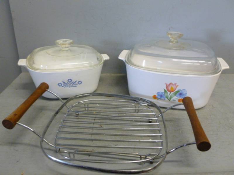 lot 114 image: Corning Ware