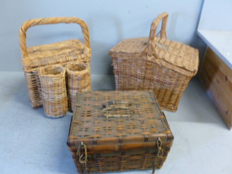 lot 132 image: Baskets