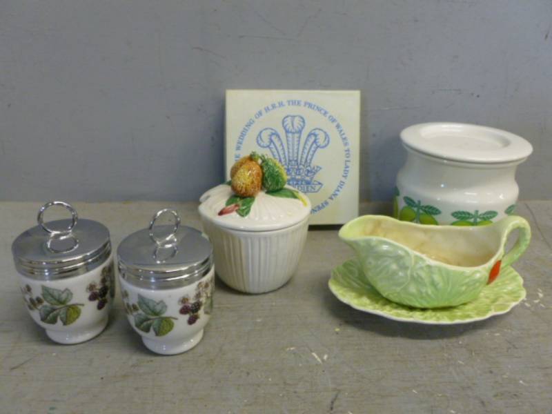 lot 140 image: Vintage Kitchen
