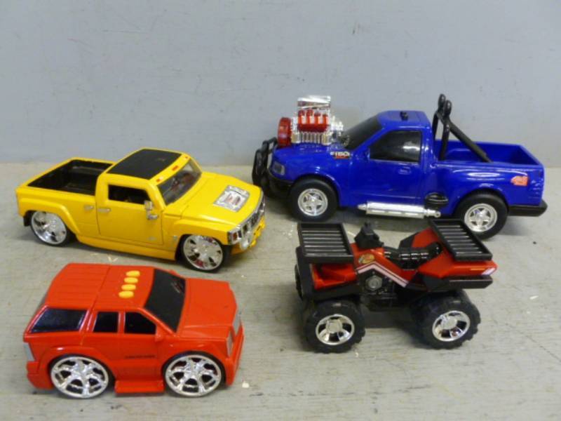 lot 146 image: Toys