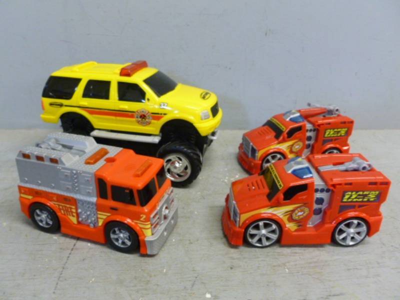lot 147 image: Toys