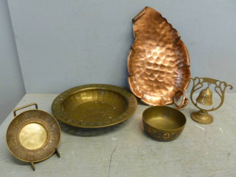 lot 163 image: Copper Decoration