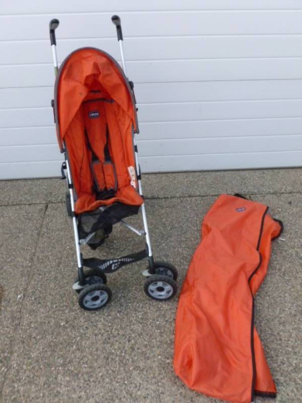 lot 174 image: Stroller