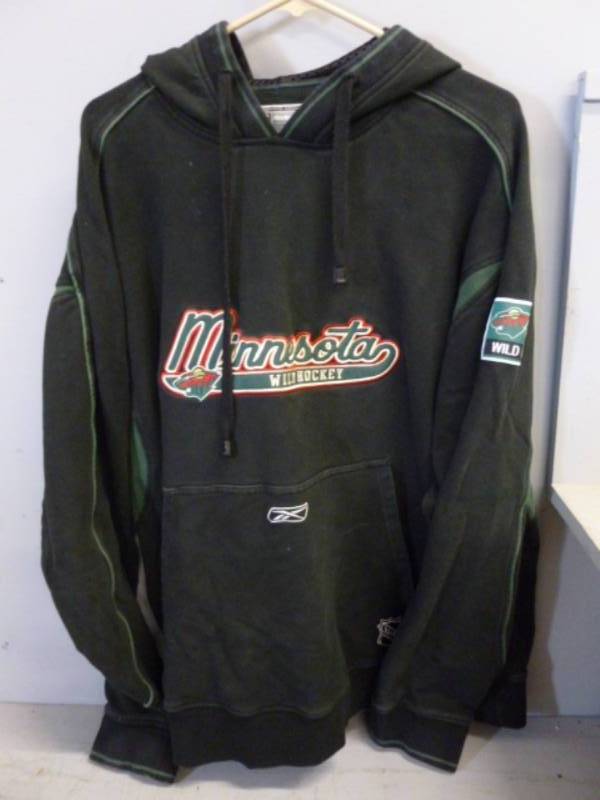 lot 192 image: Minnesota Wild Pullover