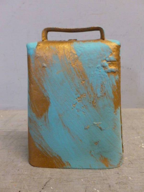 lot 195 image: Vintage Cow Bell