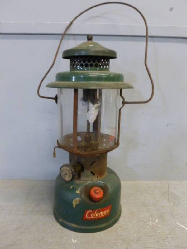 lot 211 image: Vintage Coleman Lantern