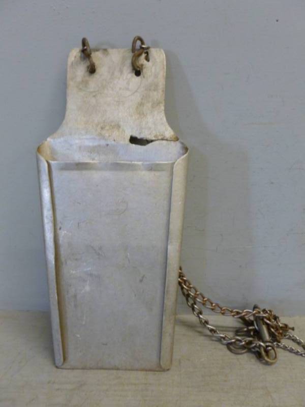 lot 217 image: Vintage Butchers Sheath