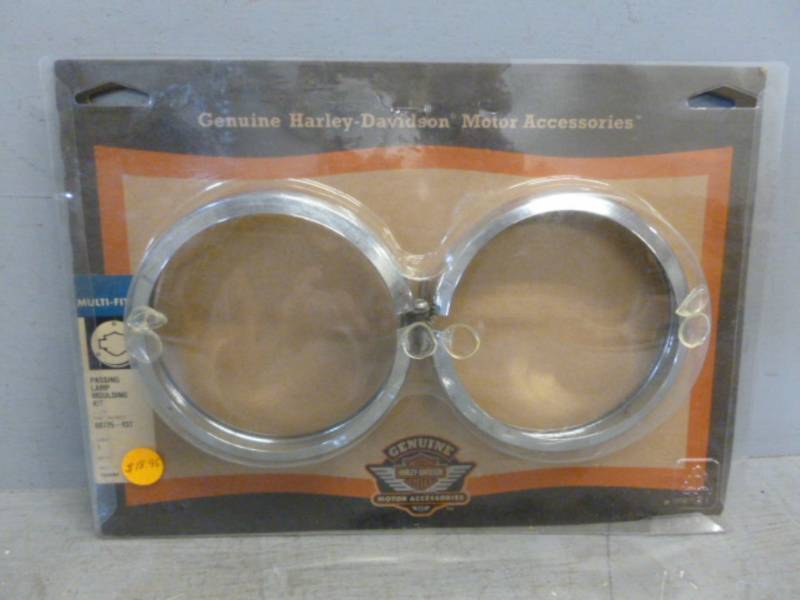lot 221 image: Harley Davidson Parts