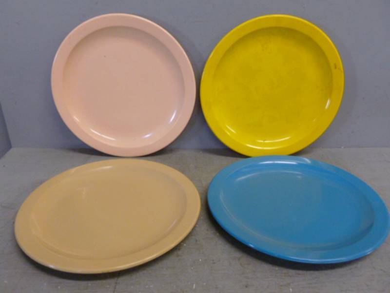 lot 222 image: Vintage Texas Ware