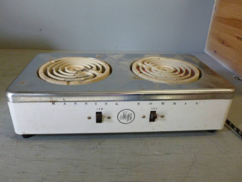 lot 243 image: Vintage Kitchen