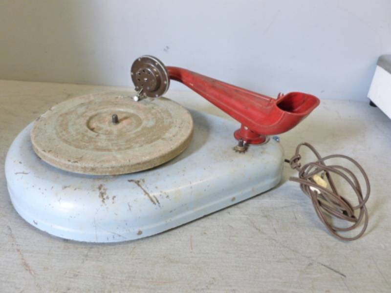 lot 244 image: Vintage Record Player