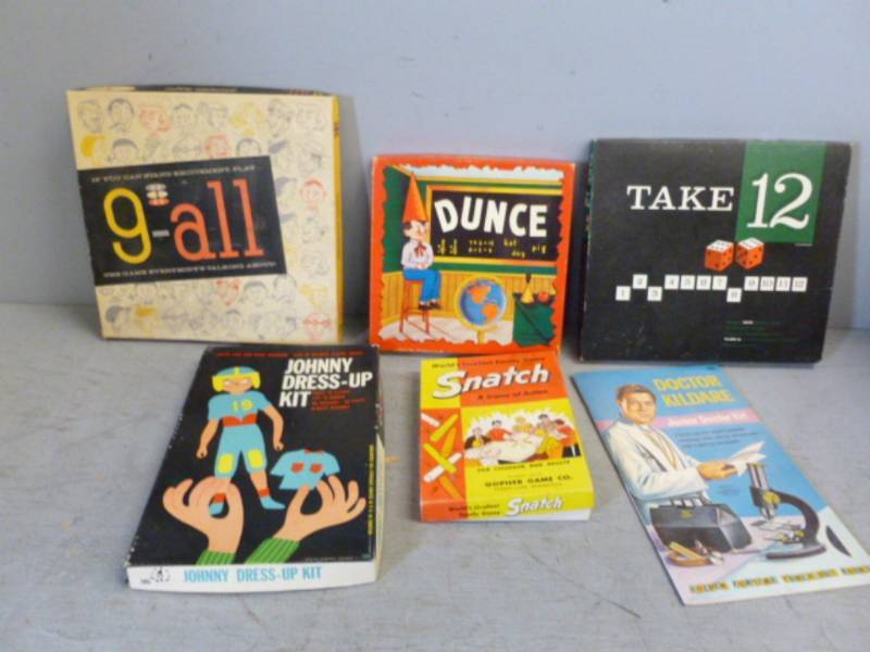 lot 263 image: Vintage Games