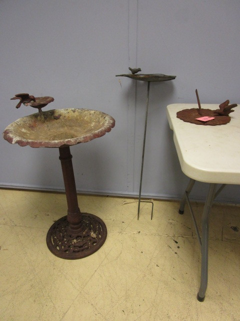 lot 811 image: BIRD BATHS AND SUNDIAL