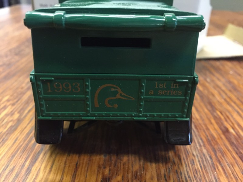lot 47 image: 1993 Ducks Unlimited Series 1 Ford Bank