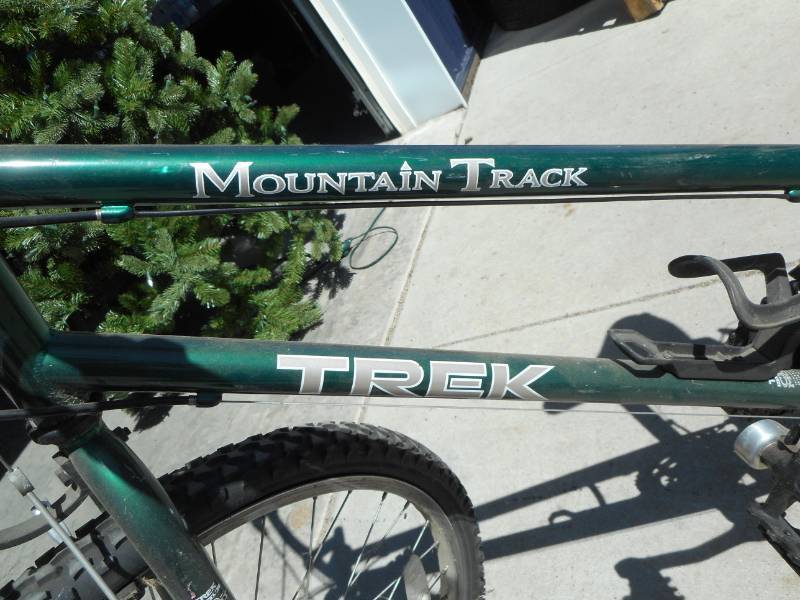 lot 17 image: Bicycle