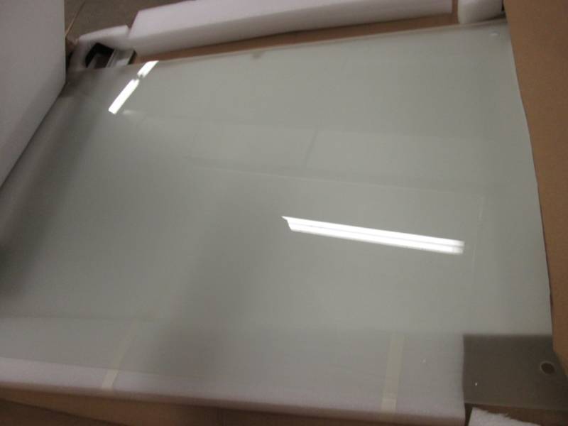 lot 50 image: Quartet 2x3 ft Glass Board open box...