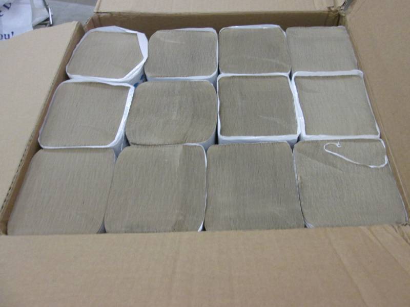 lot 58 image: Case of Kraft Single Fold Towels 40...