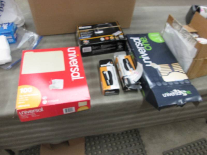 lot 145 image: 2 Manual & 1 Electric Staplers by B...