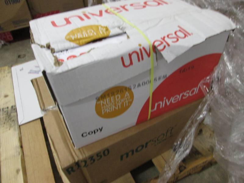 lot 158 image: Case of Universal Multipurpose pape...